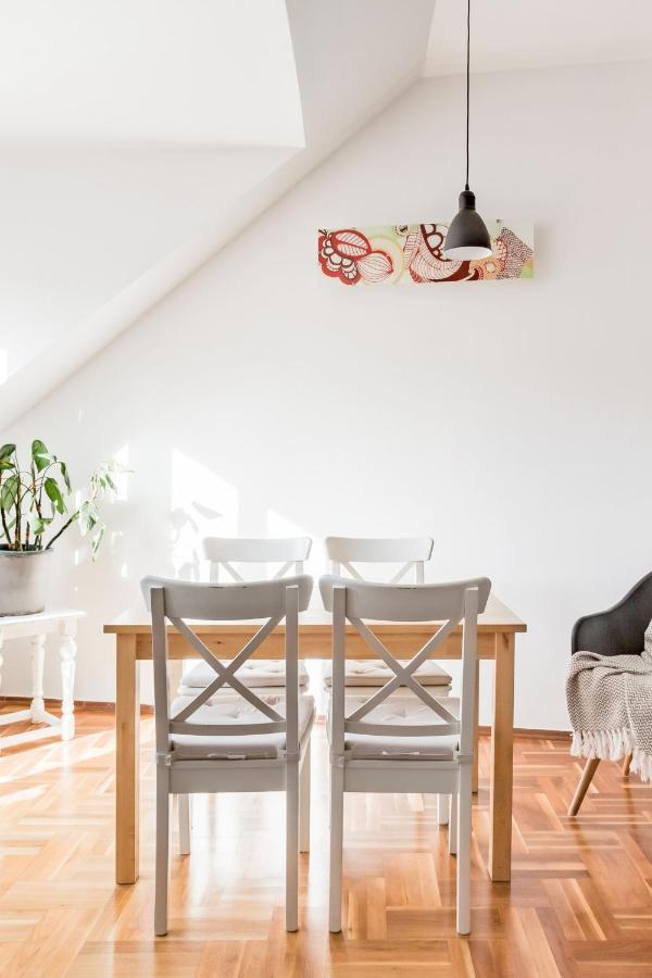 Relax Into Loft Living At A Light-Filled City Escape Budapest Eksteriør bilde