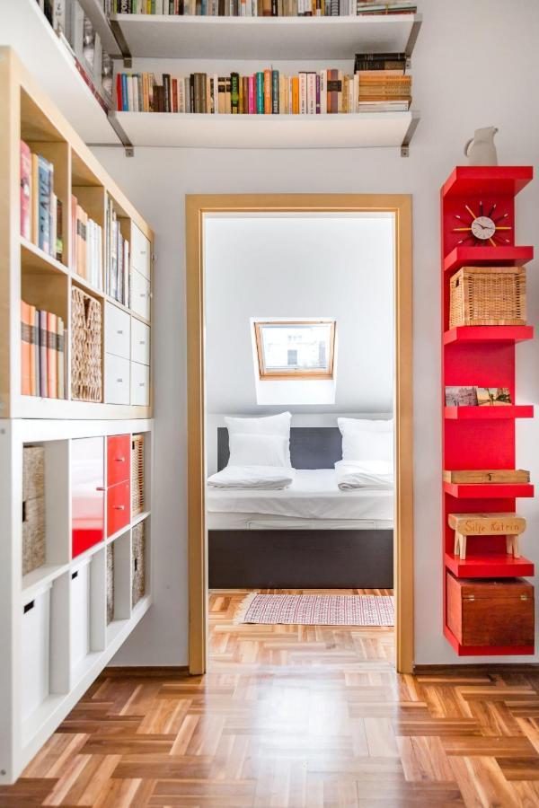 Relax Into Loft Living At A Light-Filled City Escape Budapest Eksteriør bilde